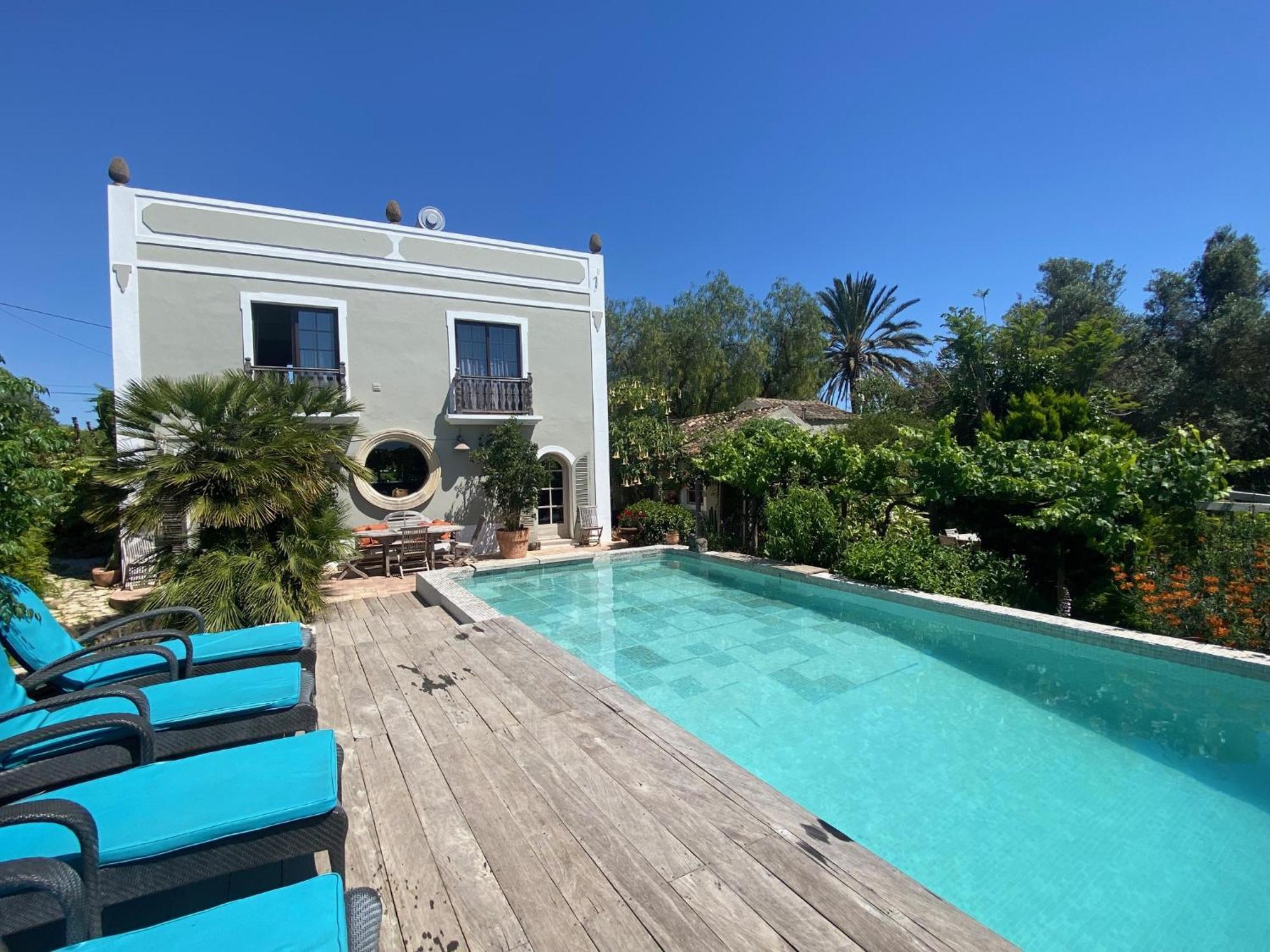 Casa Stardust & Cottages Quelfes エクステリア 写真
